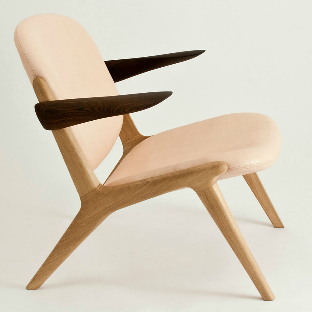 Inoda Sveje IS lounge chair walnut arms white oak frame side