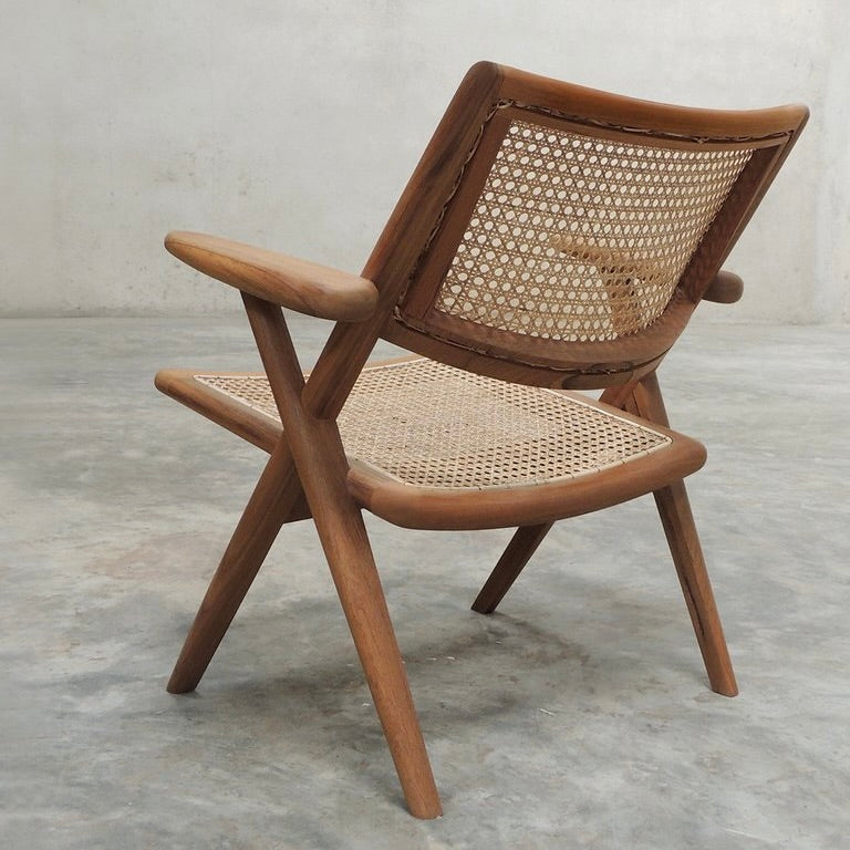Muṅgāru Easy Armchair
