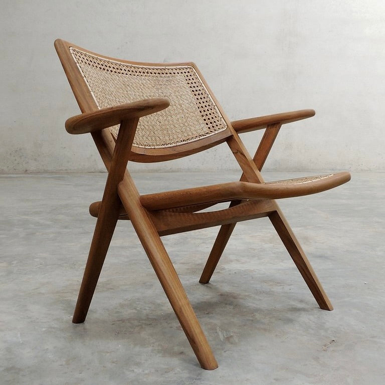 Muṅgāru Easy Armchair