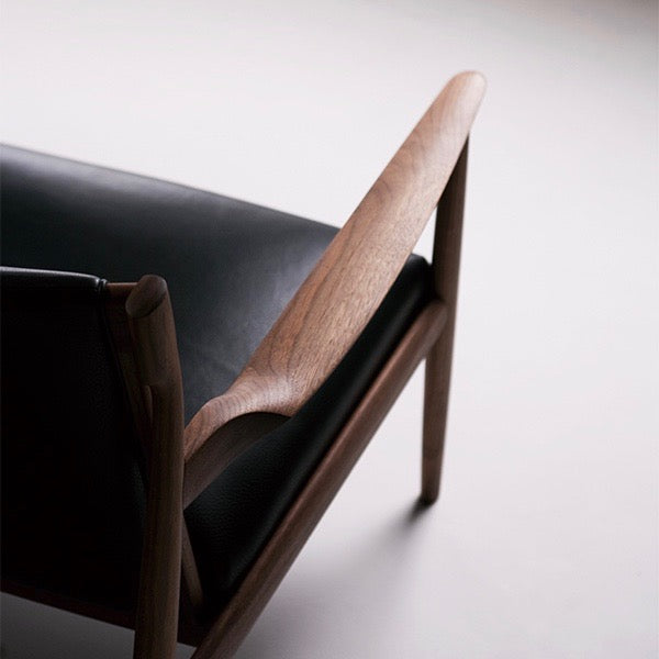 CLAUDE Casual Chair